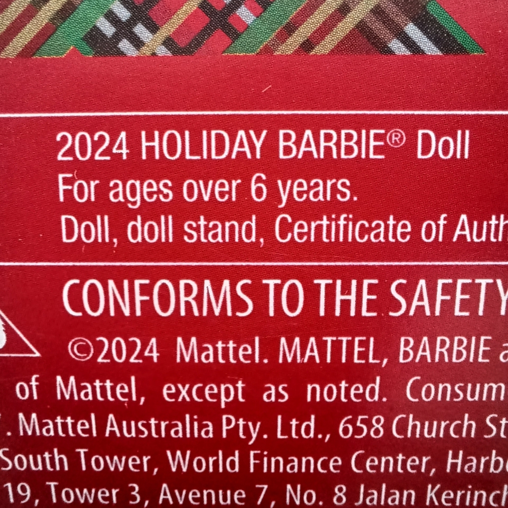 2024 Holiday Signature Collection Barbie African American - Picture 8 of 14